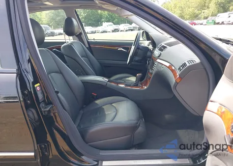 2004 Mercedes-Benz E 320 4Matic z USA, uszkodzony, nr VIN WDBUF82J44X161547